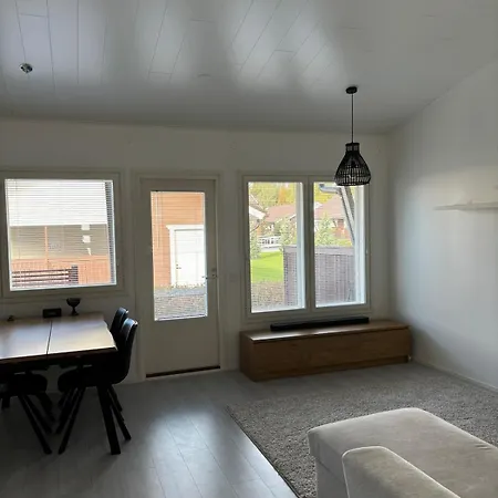 Bright With Sauna & Terrace - 4 Guests Huoneisto